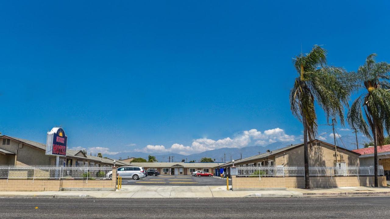 Sunset Motel Pomona Εξωτερικό φωτογραφία