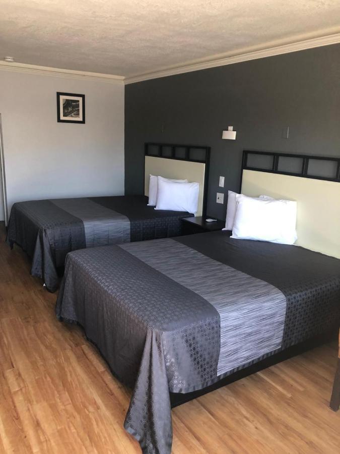 Sunset Motel Pomona Εξωτερικό φωτογραφία