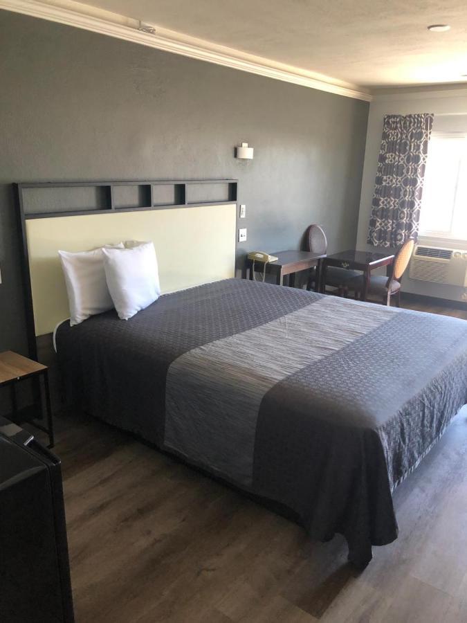 Sunset Motel Pomona Εξωτερικό φωτογραφία