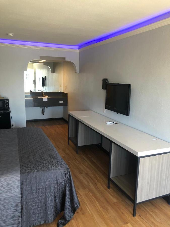 Sunset Motel Pomona Εξωτερικό φωτογραφία